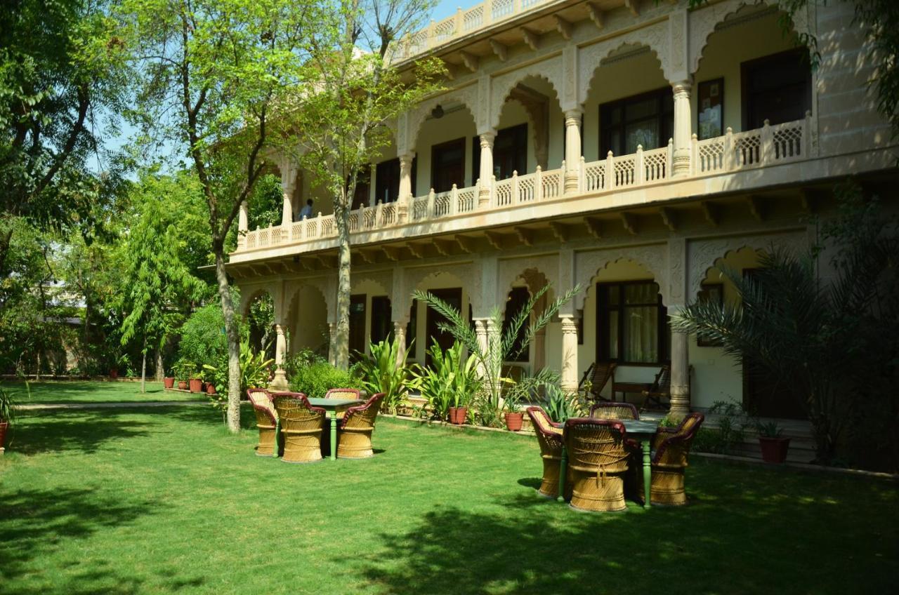 The Birder's Inn Bharatpur Exterior foto