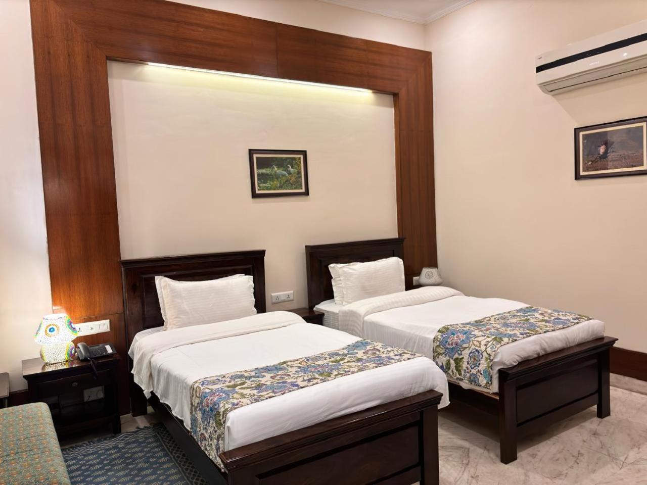 The Birder's Inn Bharatpur Exterior foto